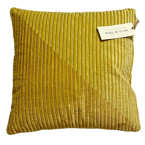 Large Velvet Embroidered Decorative Square Pillow 20” Yellow Gold New Unique - Picture 1 of 7